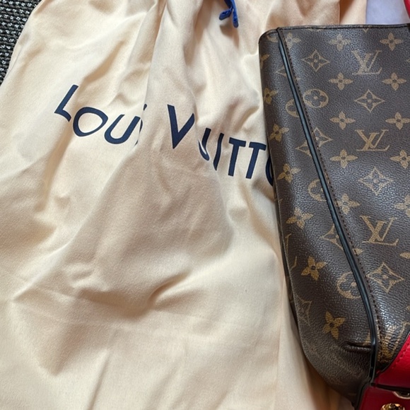 Louis Vuitton Kimono Handbag - Picture 3 of 9